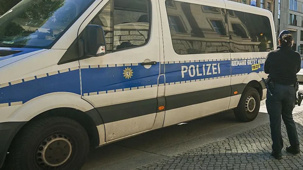 Berlin: 68-Godišnjak Optužen Za Serijska Silovanja I Snimanje Žrtava