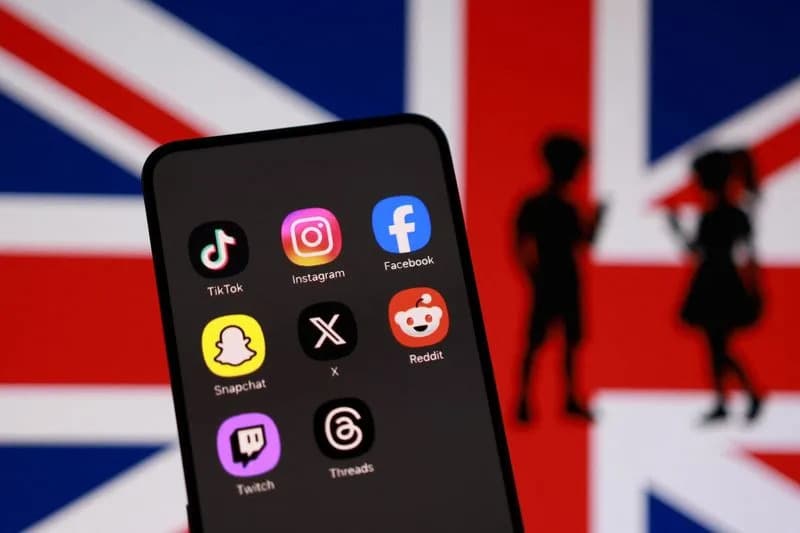 Britanija uvodi podrazumevanu noćnu zabranu društvenih mreža za 16–17-godišnjake