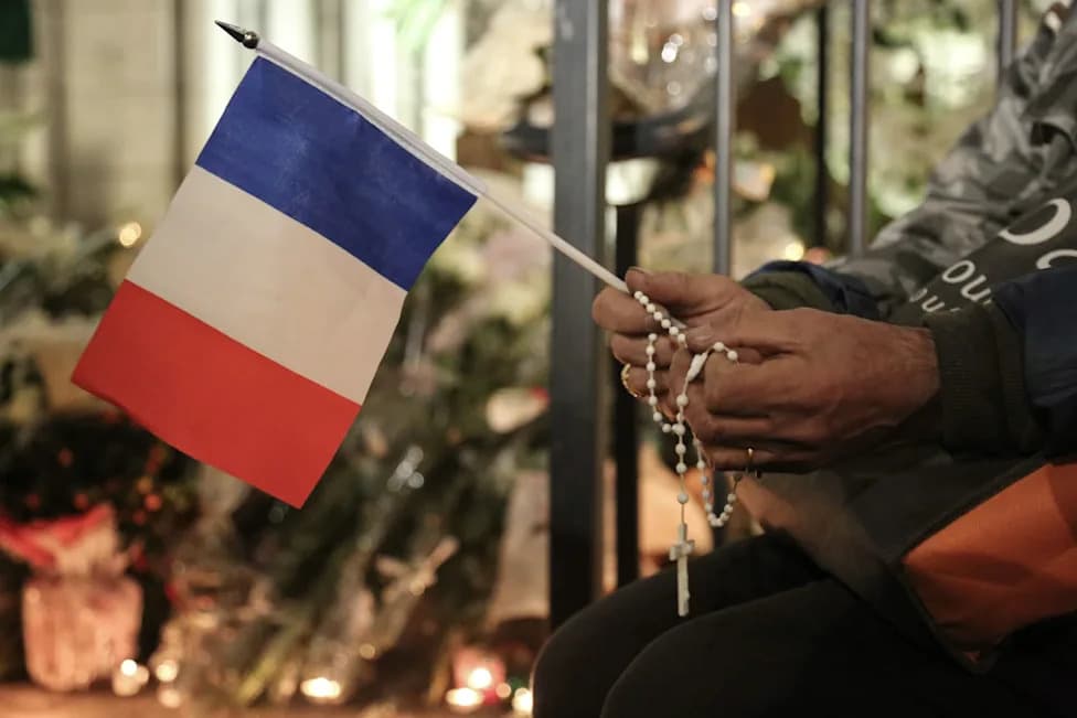 Deset godina od napada u Nici: Macron odaje počast 86 žrtava