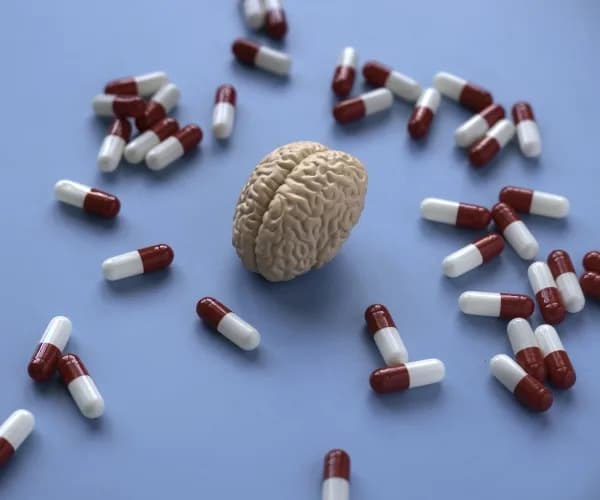 Može Li Lek Sprečiti Alchajmer Pre Simptoma? Počinje Faza III Ispitivanje PrevenTRON