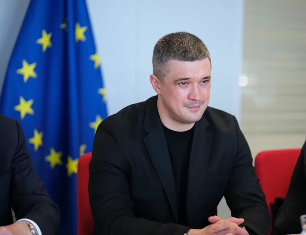Mihajlo Fedorov Smenjen Posle Šest Meseci — Zelenski Pokrenuo Veliku Kadrovsku Rekonstrukciju
