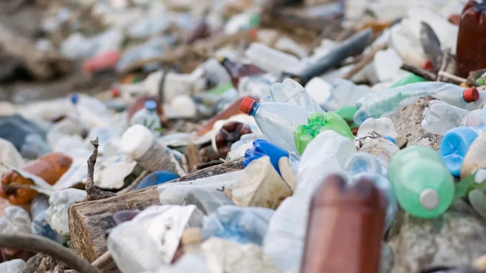 Pigmentirana Mikroplastika U Vazduhu Zagrevа Zemlju Koliko Oko 200 Termoelektrana — Nova Studija