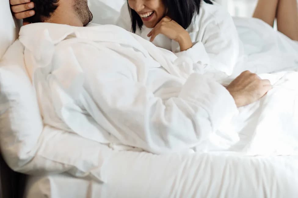 Raniji Početak Seksualnih Odnosa Povezan Sa Bržim Starenjem, Pokazuje Velika Studija