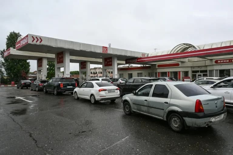 Nema goriva, nema strpljenja: Nestašice goriva remete život u velikom delu Rusije