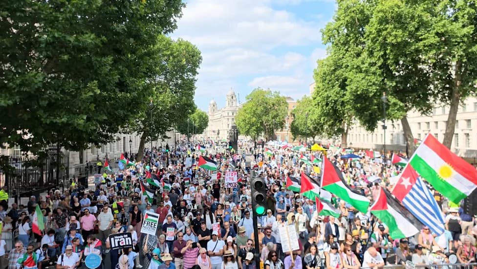 Hiljade u Londonu zahtevaju od Andyja Burnhama embargo na izvoz oružja i okončanje opsade Gaze