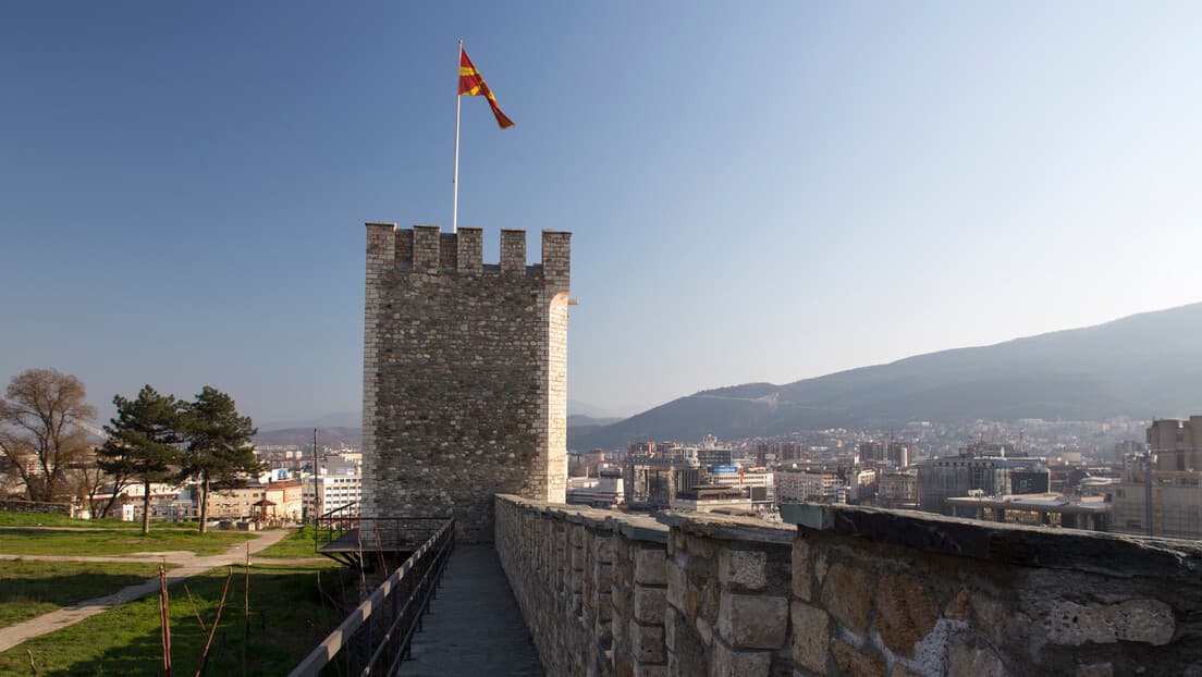 Rusija Oštro Kritikuje Skoplje: Zikov Optužio Severnu Makedoniju Za Pridruživanje 'Koaliciji Voljnih' u Parizu