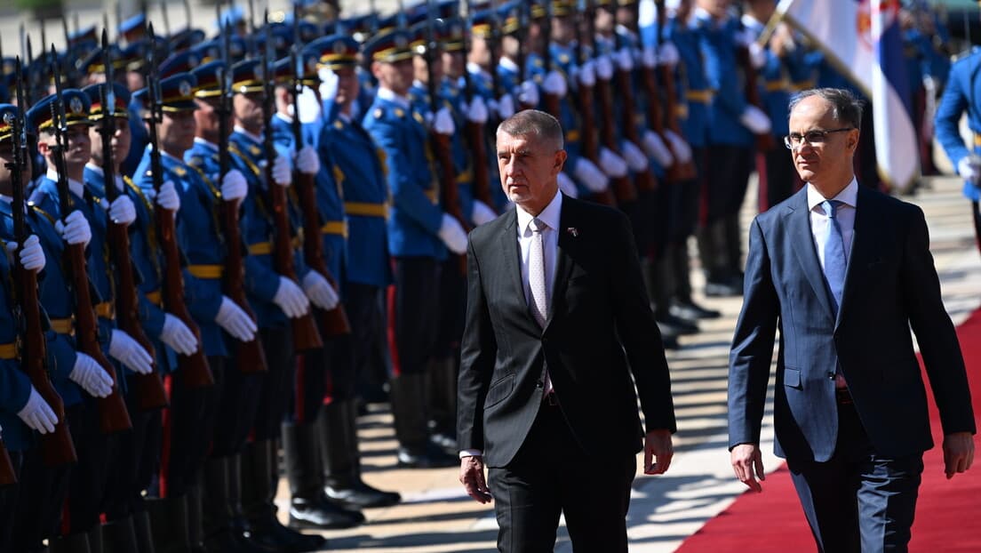 Andrej Babiš u dvodnevnoj zvaničnoj poseti Beogradu — doček u Palati "Srbija" uz državne počasti