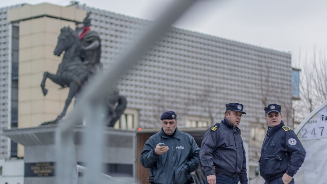 Priština zatvara vrata: Razrešeni srpski tužioci, povratak policajaca sa severa izgleda nemoguć