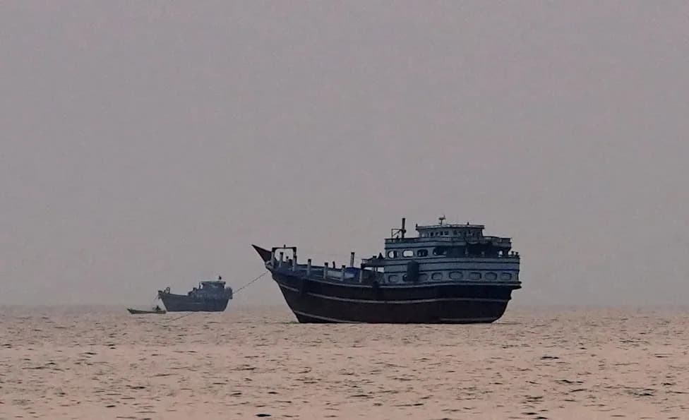 Oman U Teheranu: Pregovori O Upravljanju Hormuškim Moreuzom Dok Sukobi SAD-Iran Escaliraju