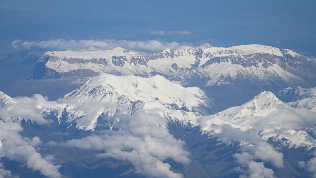 Tragedija Na Elbrusu: Petoro Planinara Iz Zenice Nastradalo Nakon Naglog Nevremena