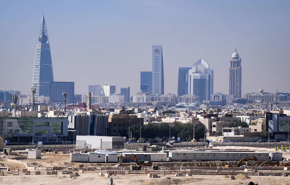 Saudija Presrela Dronove Koji Su Ciljali Na Naftne Objekte I Rijad — Huti Preuzeli Odgovornost