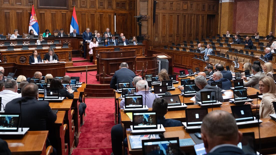 Vanredna sednica: Skupština nastavlja raspravu o predlogu za nepoverenje Vladi