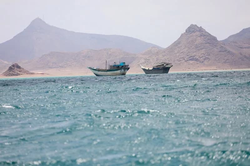 Kina u direktnim pregovorima sa hutijima kako bi obezbedila siguran prolaz tankera kroz Bab el‑Mandeb