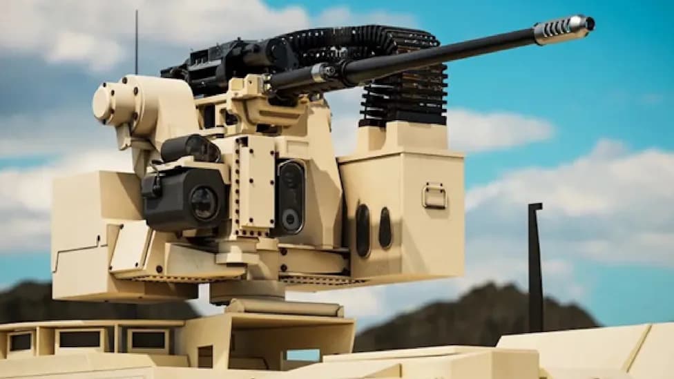 M230LF Dual Feed Bushmaster: Jednim Pritiskom Prebacivanje Između Protivdronske I Protivoklopne Municije