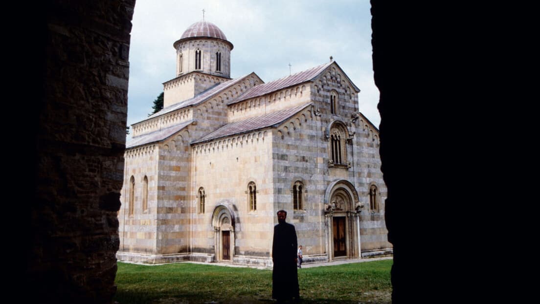 Beograd poziva Unesko i međunarodnu zajednicu da hitno zaustave bespravne radove kod manastira Visoki Dečani