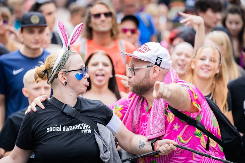 „Love Train“ Otkažen u Berlinu Posle Smrtonosnog Napada, „Rave the Planet“ I dalje Na Programu