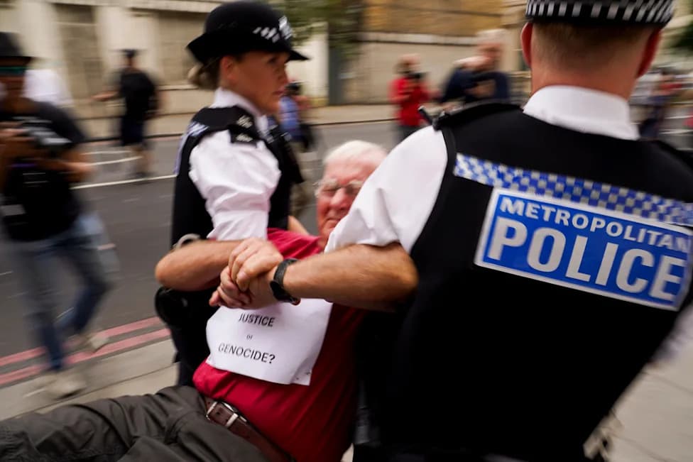 77 Privedenih Ispred Suda u Londonu Nakon Protesta Podrške Palestine Action
