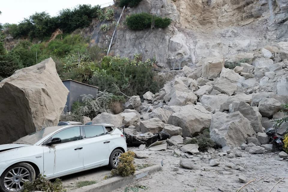 Zemljotres magnitude 4,5 kod Napulja: Najmanje 26 povređenih, urušene napuštene zgrade