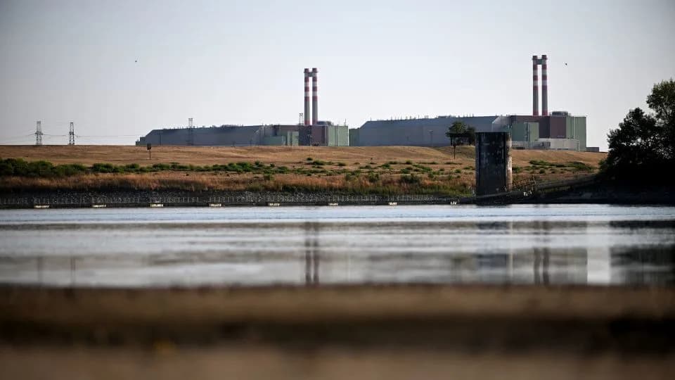 Paks Na Ivici Gašenja: Dunav Na Rekordno Niskom Nivou Preti Energetskoj Krizi U Evropi