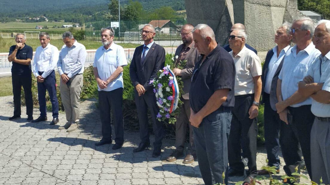 Tri decenije bez pravde: Položeni venaci u Janjilima za žrtve napada na Petrovačkoj cesti