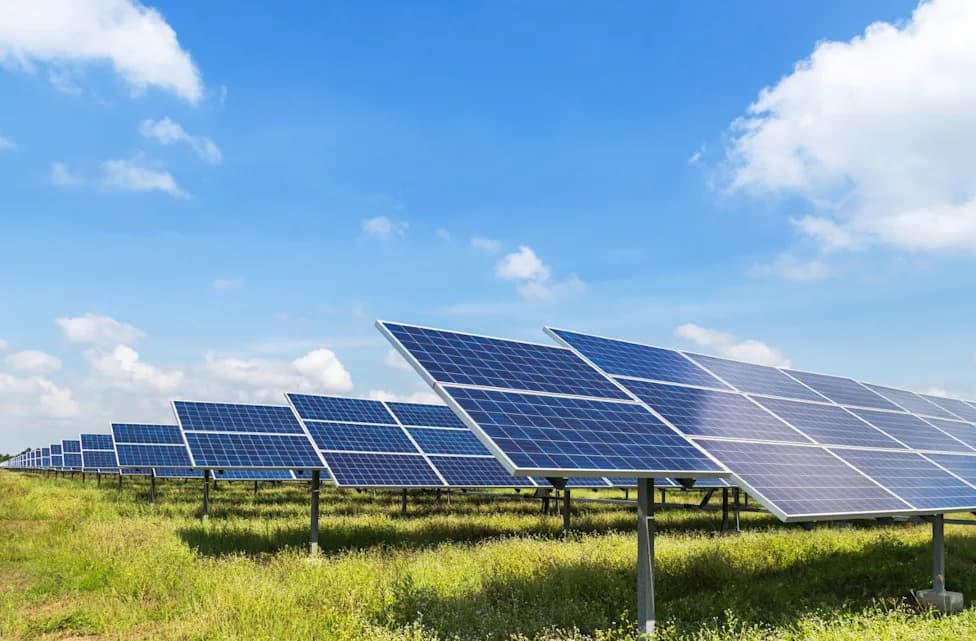 Farma u Koloradu: 3.276 solarnih panela hlade useve i proizvode ~2 GWh godišnje