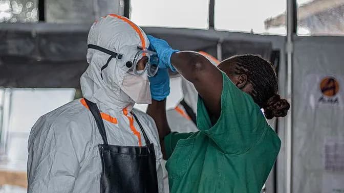 „Jurimo virus, virus nam je ispred“: SZO upozorava da je izbijanje ebole u DR Kongu počelo mesecima ranije