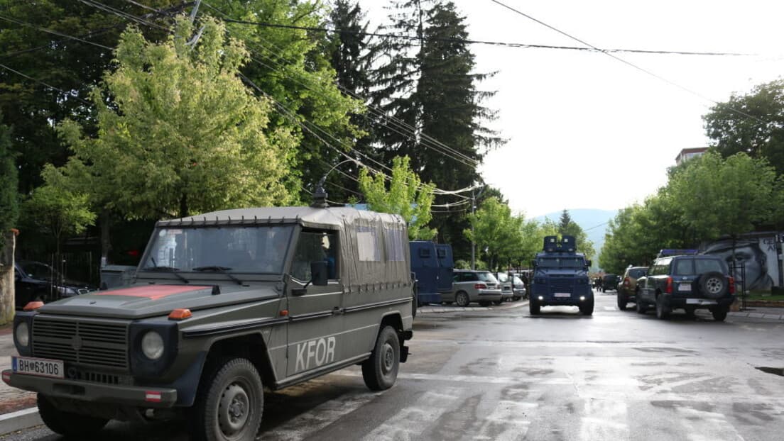 KFOR Započeo Postepeno Smanjenje Prisustva Na Glavnom Mostu U Kosovskoj Mitrovici