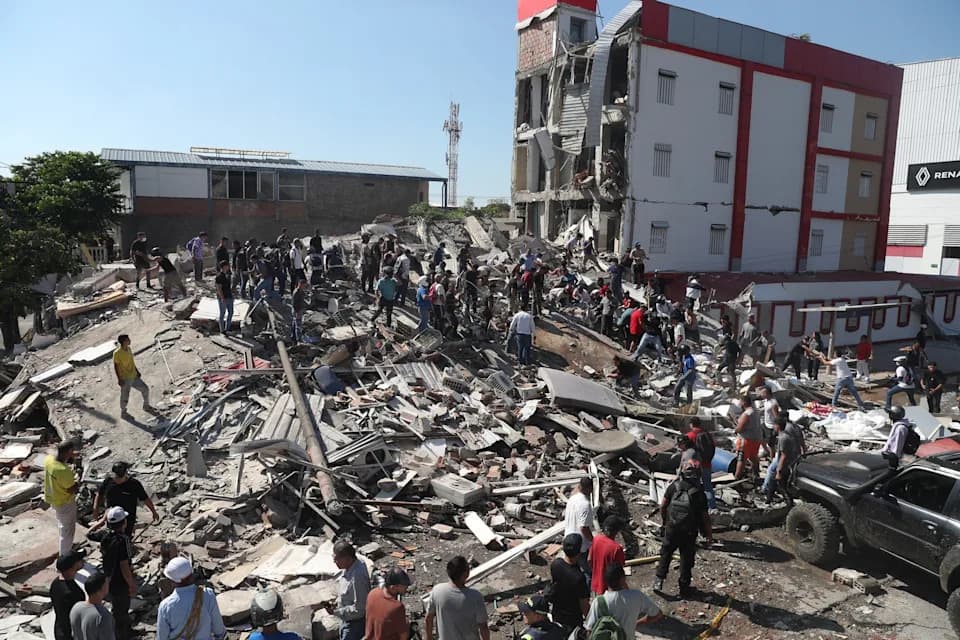 Snažan zemljotres magnitude 7,4 pogodio zapadnu Kolumbiju — više od 200 poginulih, desetine zarobljenih pod ruševinama