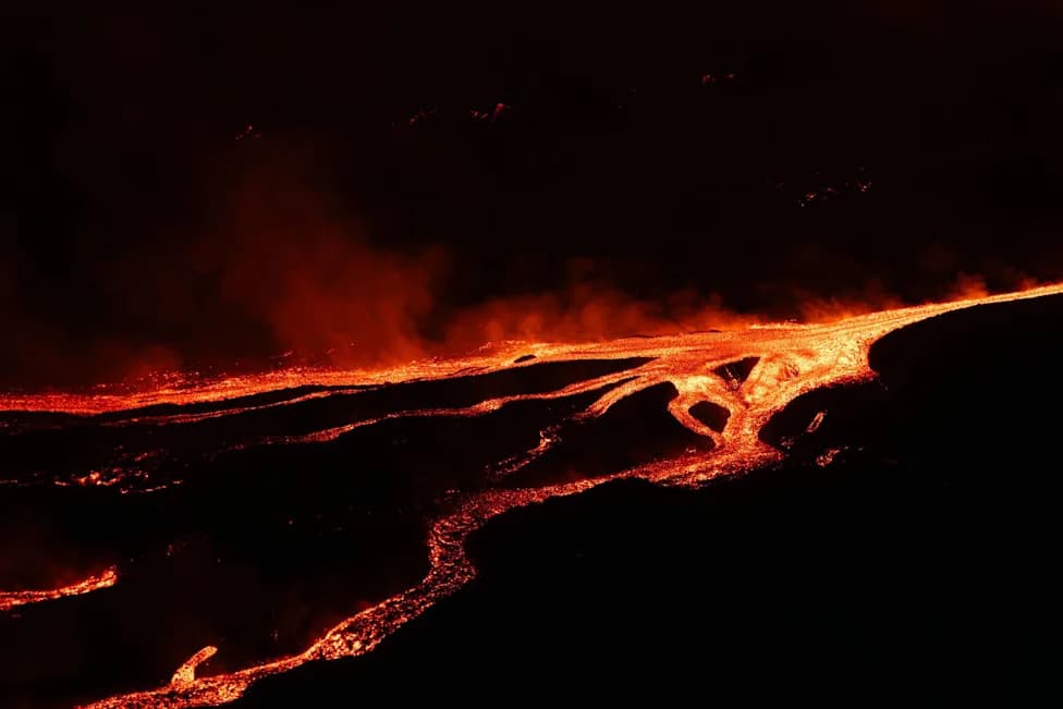 Erupcija Etne Zatvorila Aerodrom U Kataniji: Hiljade Putnika Pogođene Tokom Sezone