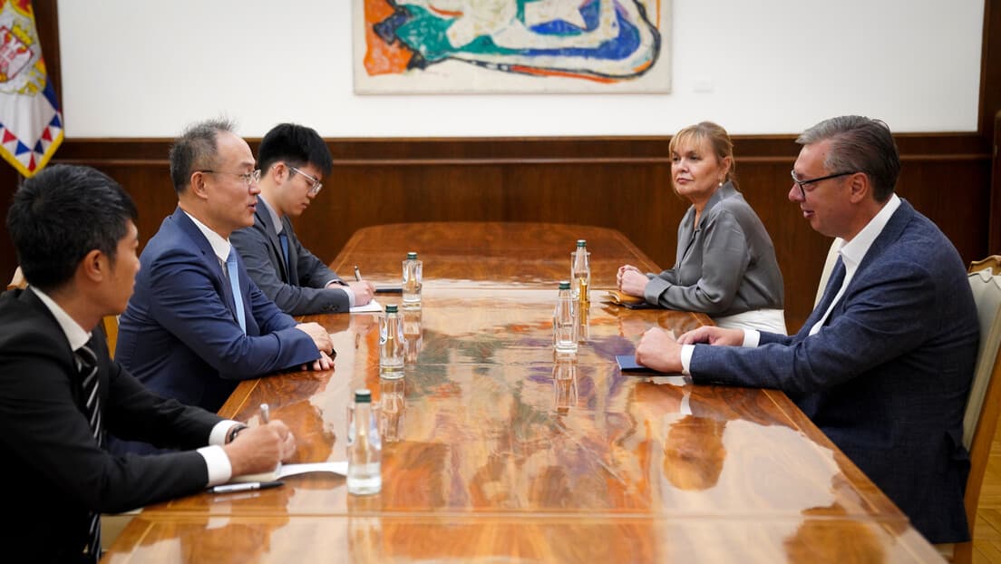 Vučić Sa Kineskim Ambasadorom: Razgovori O KiM, Infrastrukturi I Podršci Za EXPO 2027
