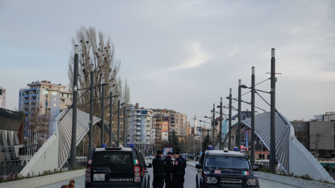 Komandant KFOR-a: Postepeno Smanjenje Prisutnosti Na Mostu Na Ibru Zbog Poboljšane Bezbednosti — Moguć Preokret Ako Zatreba
