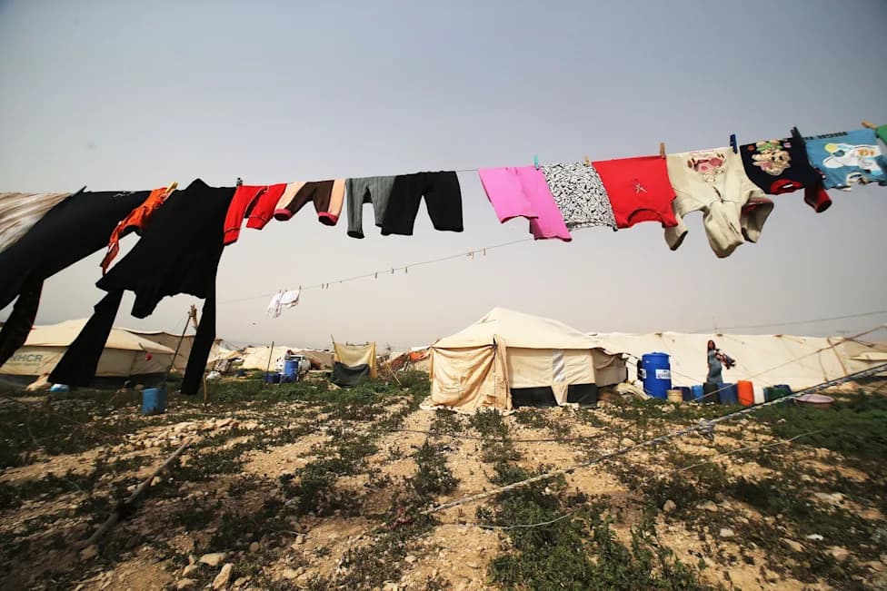 Kontrola poslodavaca se nastavlja i van fabrika: Izveštaj razotkriva rizike za migrante u jordanskoj konfekciji