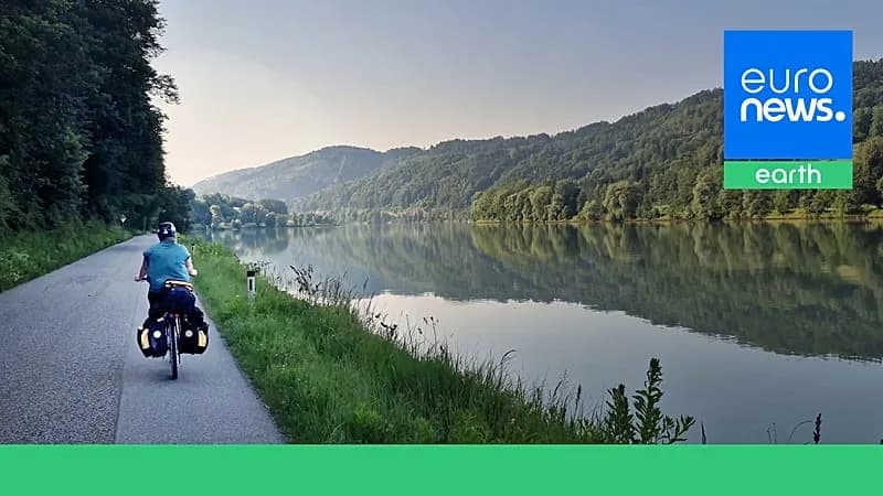 „Mrlje nade“ na suvom Dunavu: 3.000 km biciklom kroz sušu, krize i projekte obnove