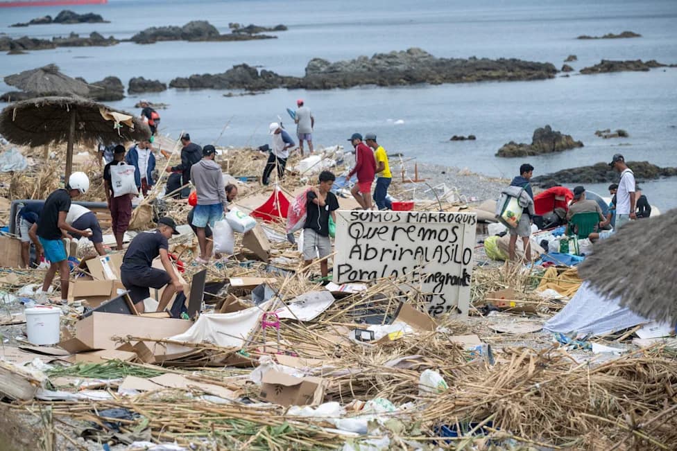 Protesti i paljevina u Ceuti: demonstranti zapalili migrantski kamp na plaži Benítez