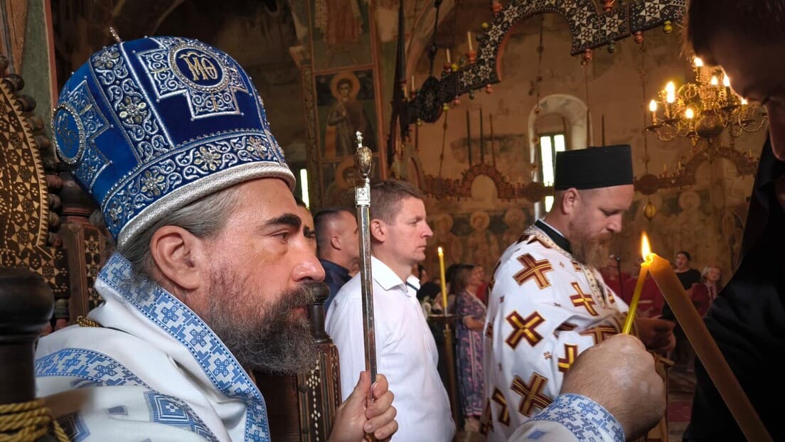 Mitropolit Metodije: "Ratko Mladić se pridružio srpskim vitezovima" — Beseda u Pivskom manastiru na Veliku Gospojinu