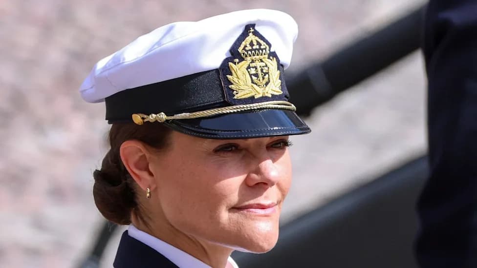 Krunprinceza Viktorija o Kralju Haraldu: „Duboko Voljen Kum i Uzor“ — Norveška Tuguje