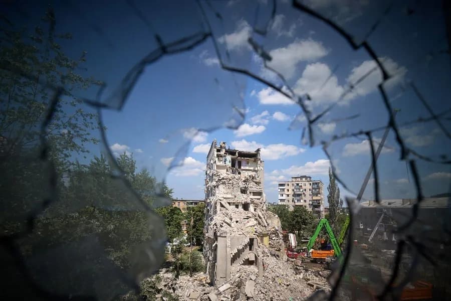 Masovan napad na Kijev i okolinu: Najmanje 12 poginulih u raketno-dronskoj ofanzivi