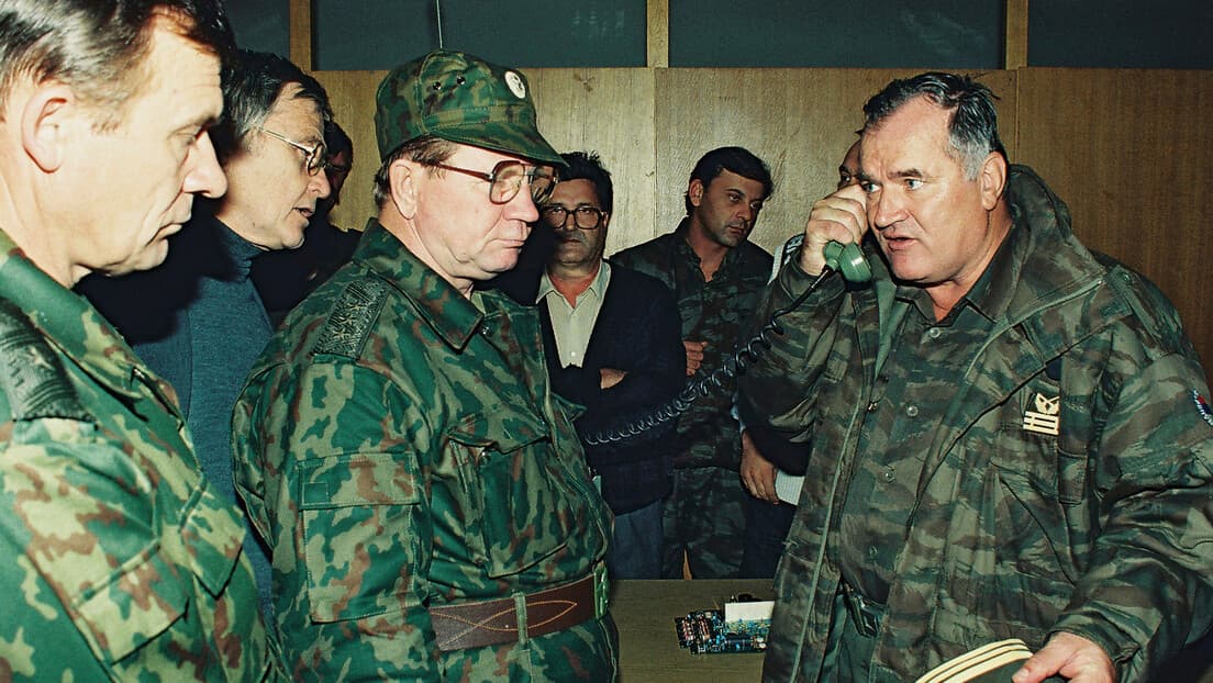 Ugljevik: Komemoracija i paljenje sveća u čast generala Ratka Mladića