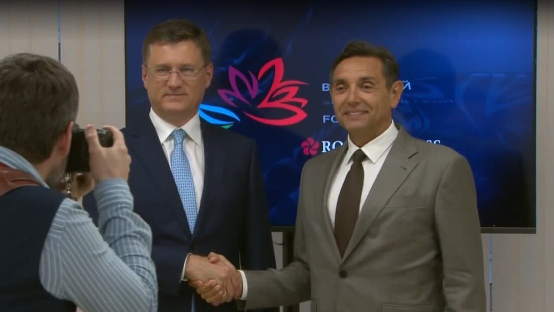 Vulin Traži Produženje Gasnog Aranžmana: Susret Sa Novakom Na Istočnom Ekonomskom Forumu