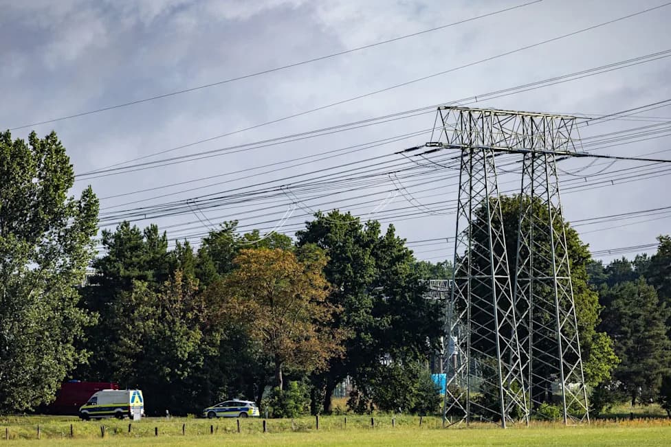 Poternica u Nemačkoj: Policija Traži 48-godišnjaka Zbog Sabotaža i Eksploziva Na Elektroenergetskoj Mreži