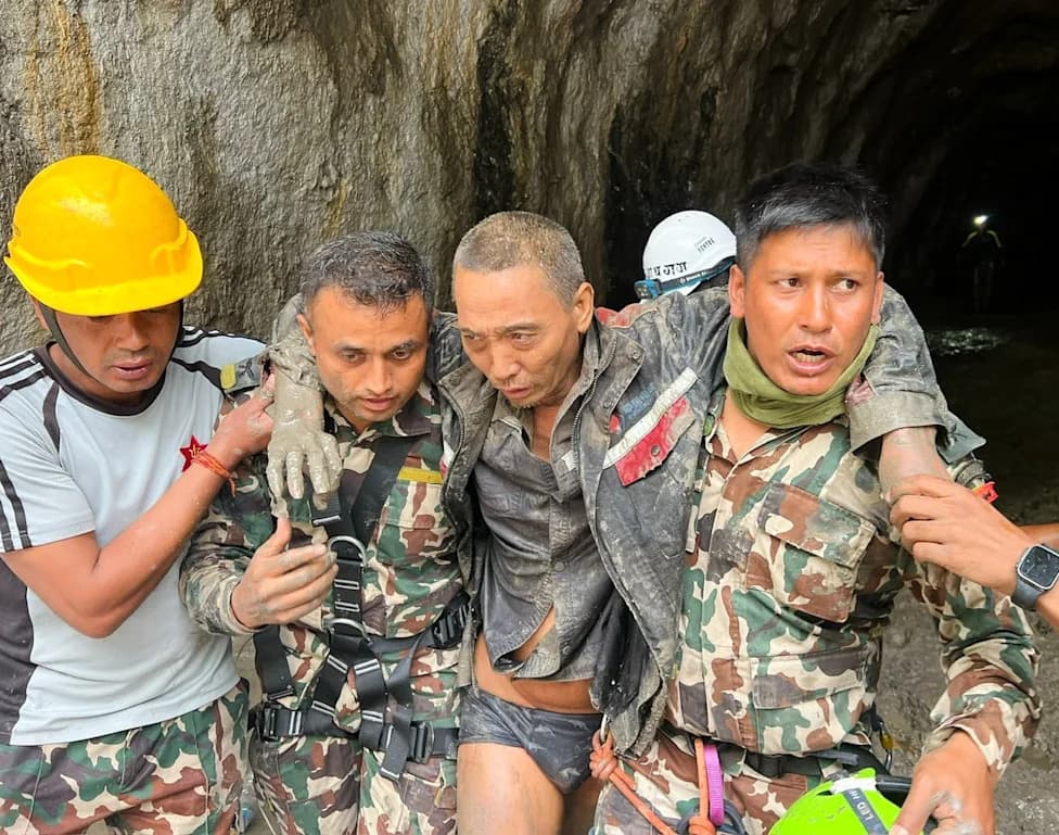 Porodica kineskog radnika Lu Haitaoa u Kini odahnula nakon dramatičnog spasavanja iz tunela u Nepalu