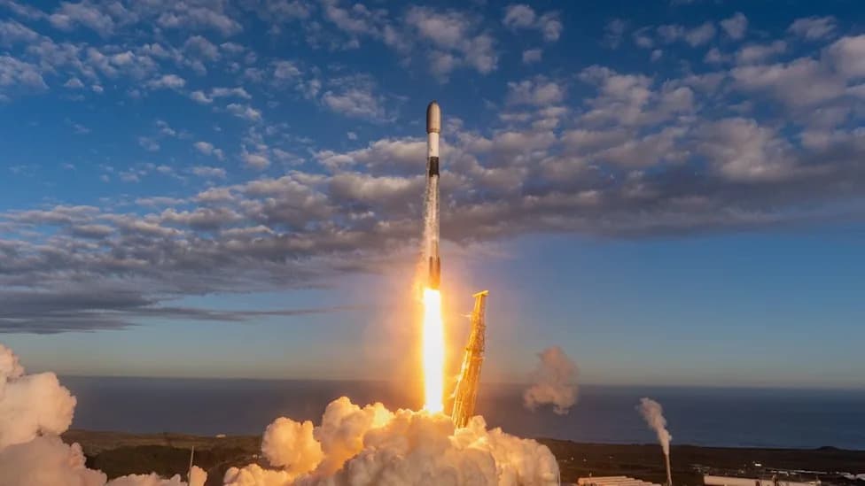 SpaceX Lansirao 27 Starlink Satelita — Booster B1088 Sleteo Na Dron‑Brod "Of Course I Still Love You"