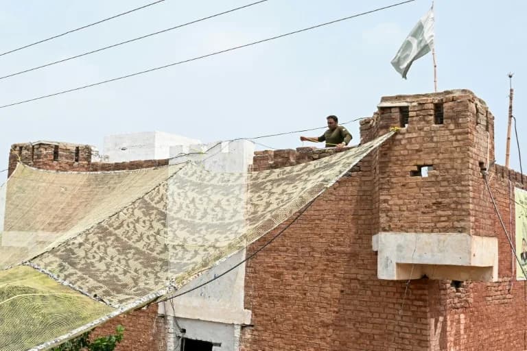 Pakistanska policija postavlja ojačane mreže po uzoru na Ukrajinu kako bi zaustavila dronove