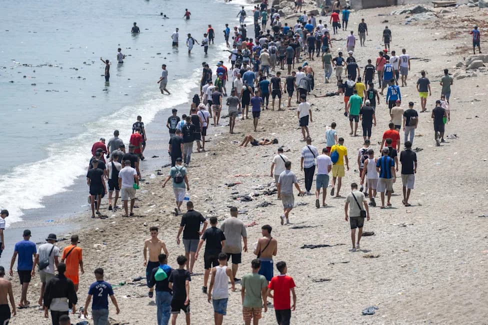 Maroko Demantuje Umešanost u Masovni Prelazak Migranata u Ceutu