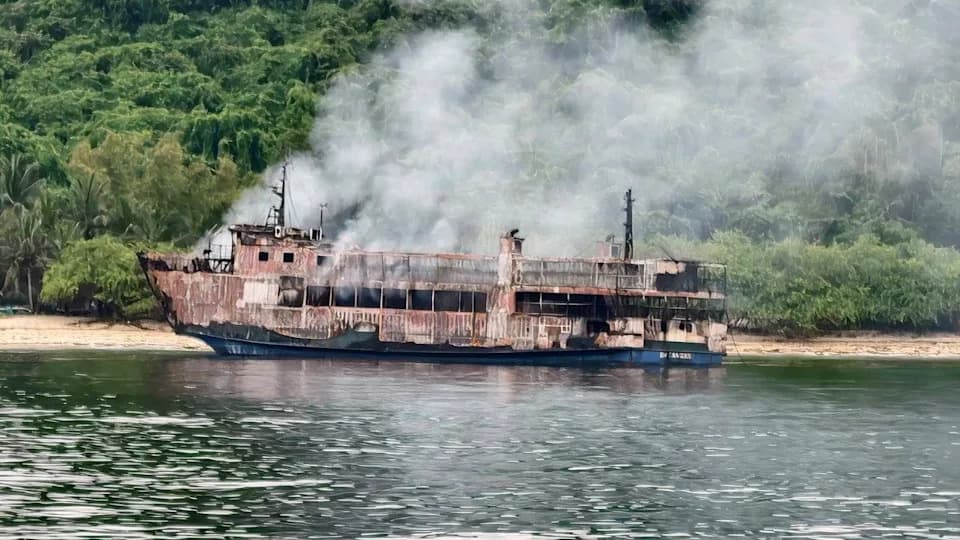 Tragedija Na Moru: Spasioci Ukrcali Se Na MV June Aster Nakon Više Od 40 Sati — Pet Poginulih, 84 Nestala