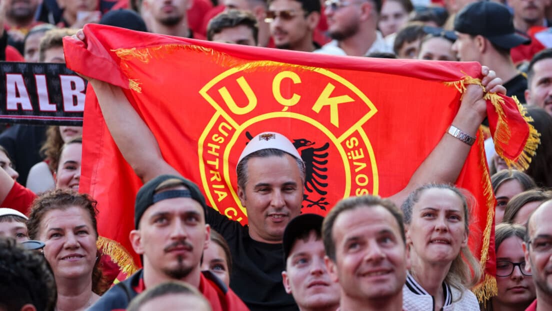 Dan Pre Presude: Islamska Zajednica Naložila Isticanje Zastava OVK, Presuda Sutra U 10:00