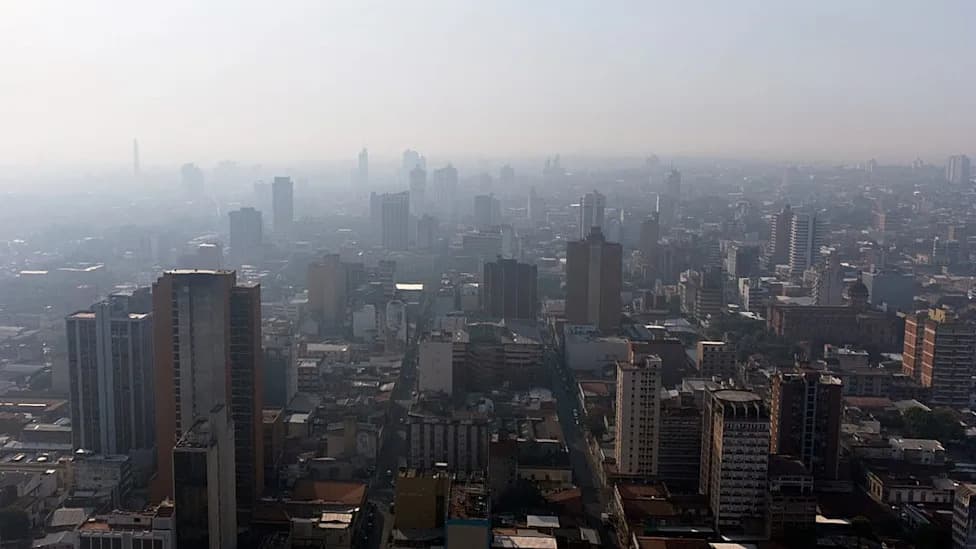 Čak i Male Povišice PM2.5 Remete San i Povećavaju Noćni Kašalj