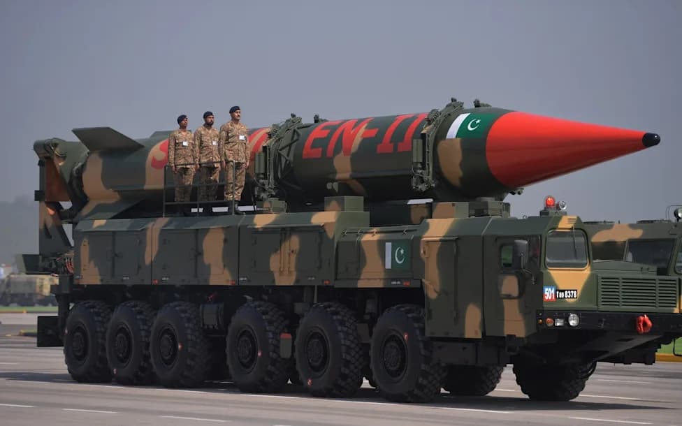 Pakistan Nagoveštava Fizičku Odbranu Saudijske Arabije — Rizik Uključenja u Regionalni Sukob